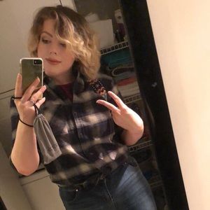 Meet your Posher, Ally